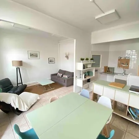Apartment 6 Pers Forville Cannes